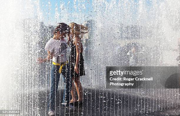 Dancing Fountain Photos and Premium High Res Pictures - Getty Images