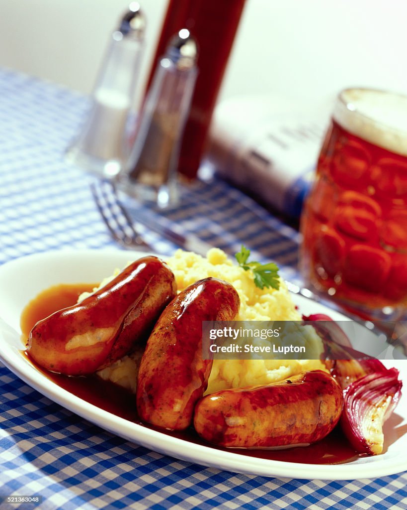 Bangers and Mash with Brown Sauce