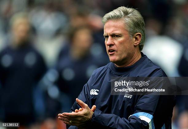 Matt Williams the Scottish Coach during The RBS Six Nations match between France and Scotland, held at Stade de France on February 05, 2005 in Paris,...