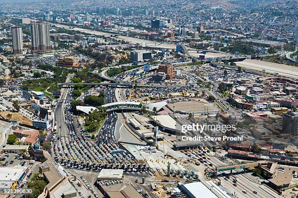 mexico us border - san ysidro port of entry stock pictures, royalty-free photos & images