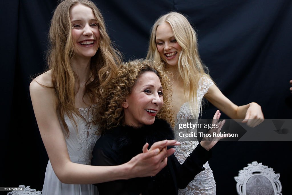 Mary Kay At Reem Acra Bridal S/S '17 - Presentation And Backstage