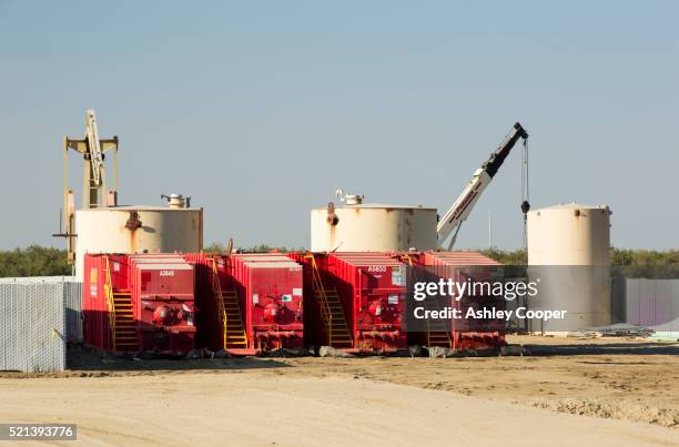 Fracking Tank Photos and Premium High Res Pictures - Getty Images