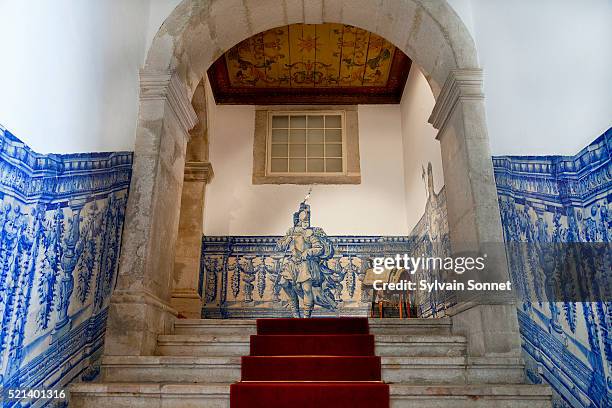 lisbon, museu de artes decorativas (decoratives arts museum) - azulejos foto e immagini stock