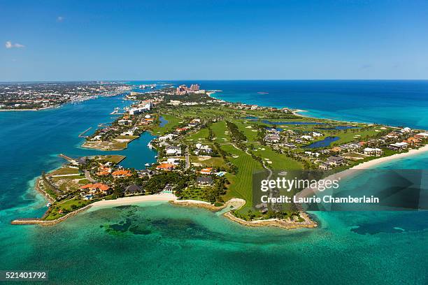 paradise island nassau bahamas - bahamas golf stock-fotos und bilder