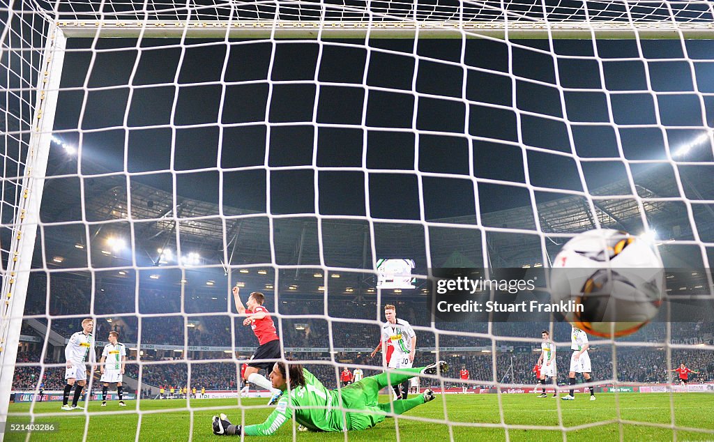 Hannover 96 v Borussia Moenchengladbach - Bundesliga