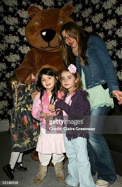 Singer Mel Blatt and her daughter Lilyella Zender Blatt attend the "Laura Star" Celebrity Screening at the Soho Hotel on February 5, 2005 in London.