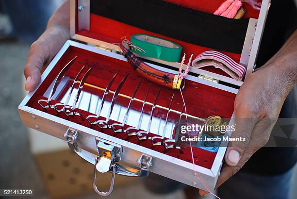 105 Razor Blade Blood Stock Photos, High-Res Pictures, and Images ...