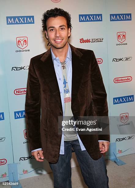 Howie Singer Maximony Photos and Premium High Res Pictures - Getty Images