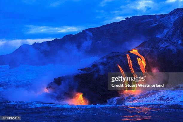 ocean view of lava - hawaii volcanoes national park bildbanksfoton och bilder