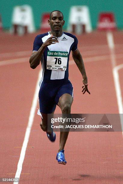 - Photo prise le 23 juillet 2004 de l'athlete Ronald Pognon lors d'un meeting a Saint-Denis. Pognon a battu le record de France du 60 m en 6 sec...