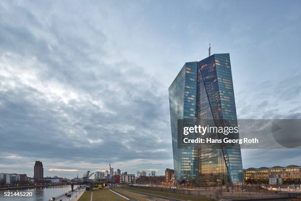 ecb, european central bank with a view of banks skyline - european central bank stock pictures, royalty-free photos & images