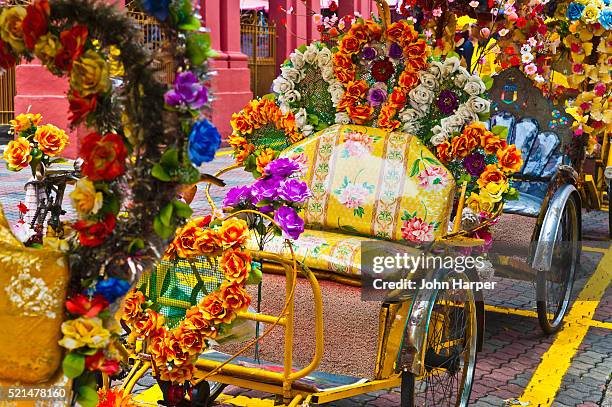 ornate rickshaws, melaka, malaysia - pedicab stock pictures, royalty-free photos & images