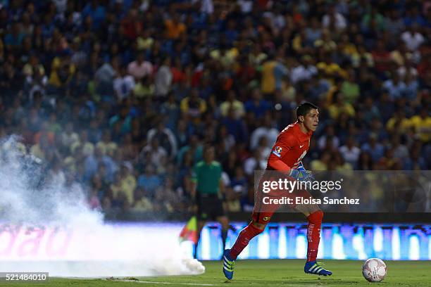 Hugo Gonzalez goalkeeper of America prepares to kick the ball during the 14th round match between Queretaro and America as part of the Clausura 2016...