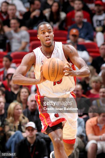 Damon Jones of the Miami Heat passes against the Golden State Warriors on February 7, 2005 at American Airlines Arena in Miami, Florida. NOTE TO...
