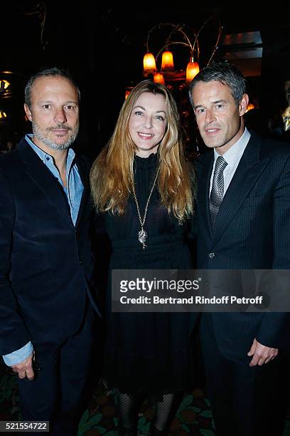 Olivier Bialobos, Arabelle Reille Mahdavi and Philippe Mugnier attend the Robert Longo Exhibition at Galerie Thaddeus Ropac on April 15, 2016 in...