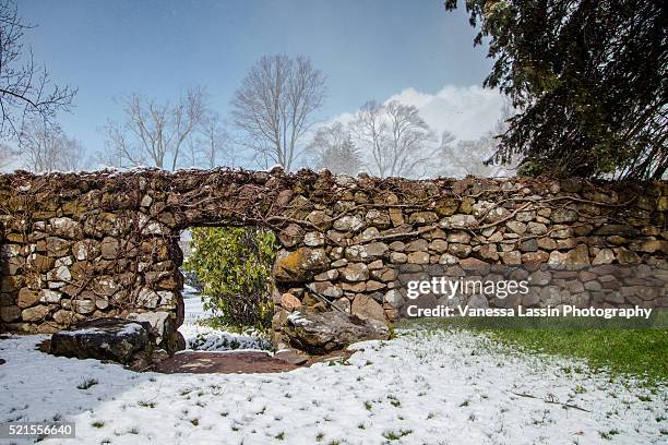 stone wall - vanessa lassin stock pictures, royalty-free photos & images