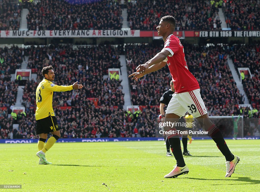 Manchester United v Aston Villa - Premier League