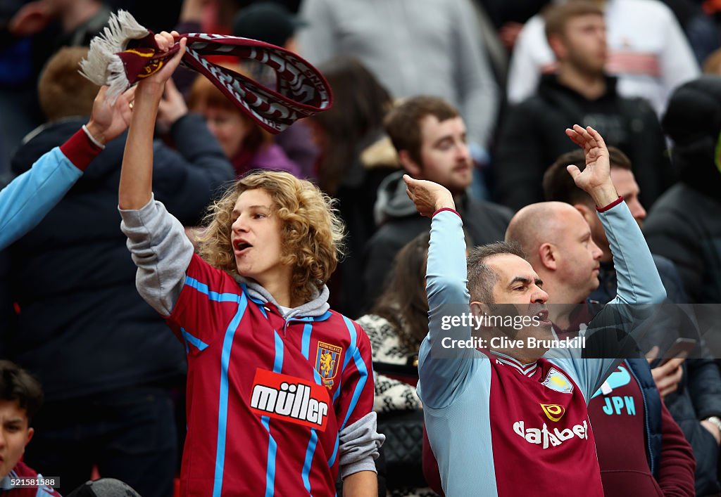 Manchester United v Aston Villa - Premier League