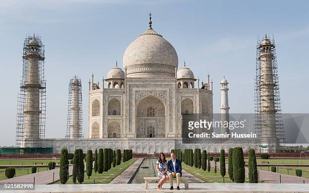 Prince William, Duke of Cambridge and Catherine, Duchess of Cambridge pose in front of the Taj Mahal on April 16, 2016 in New Delhi, India.
