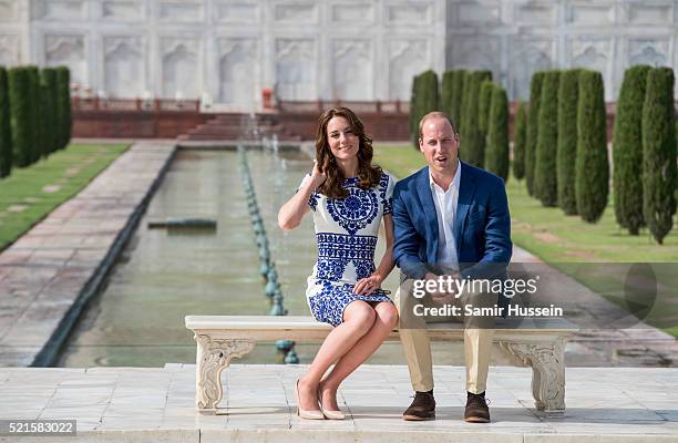 Prince William, Duke of Cambridge and Catherine, Duchess of Cambridge pose in front of the Taj Mahal on April 16, 2016 in New Delhi, India.