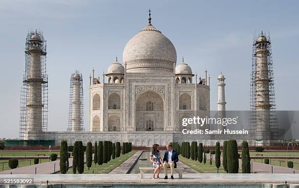 Prince William, Duke of Cambridge and Catherine, Duchess of Cambridge pose in front of the Taj Mahal on April 16, 2016 in Agra, India.