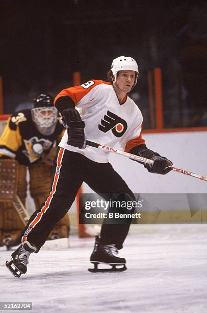 Canadian professional hockey player Darryl Sittler forward of the Philadelphia Flyers in action during a home game against the Pittsburgh Penguins,...