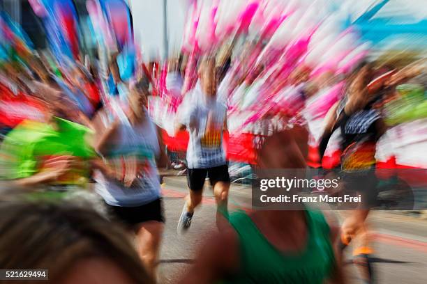 virgin london marathon - london marathon runners stock pictures, royalty-free photos & images