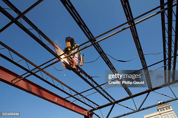 steel construction - last day stockfoto's en -beelden