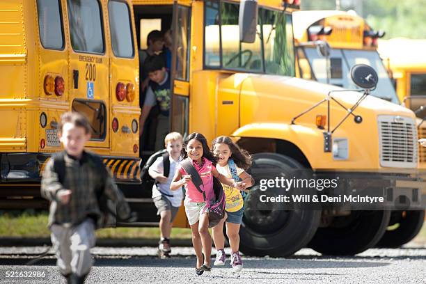 Getting Off Kids Getting Off School Bus Photos and Premium High Res Pictures ...