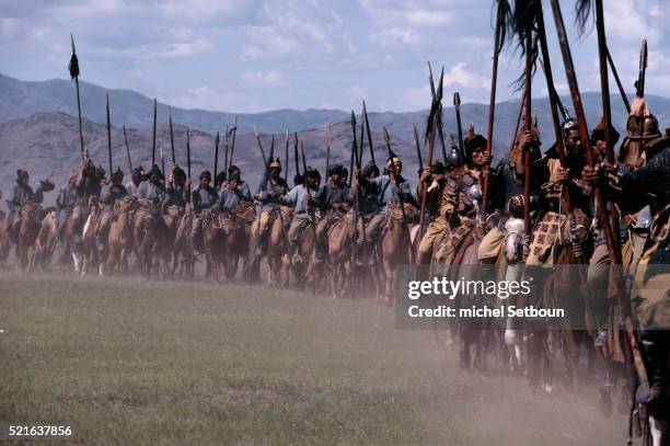 scene from genghis khan in mongolia - mongolischer-abstammung stock-fotos und bilder