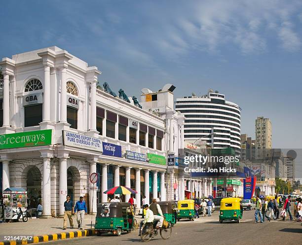 radial road 1 in connaught place - connaught place stock pictures, royalty-free photos & images