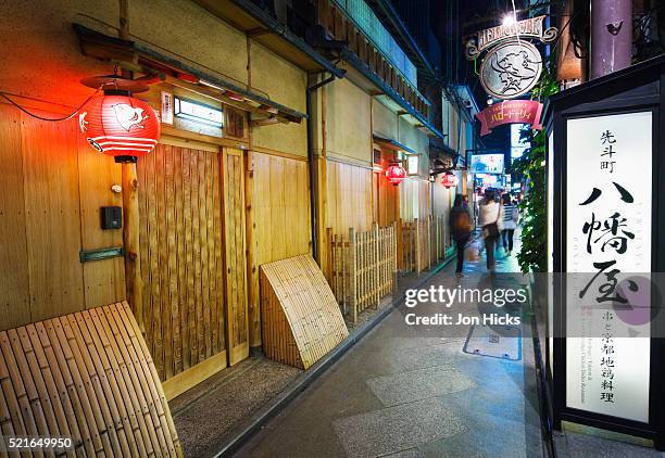 Pontocho Riverside 318 Pontocho Stock Photos, High-Res Pictures, and Images - Getty Images