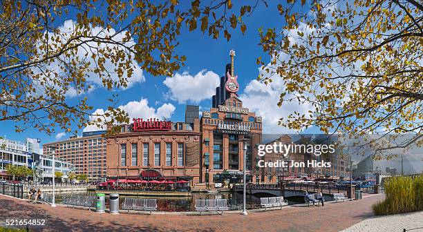 the power plant in baltimore's inner harbour. - baltimore maryland daytime stock-fotos und bilder