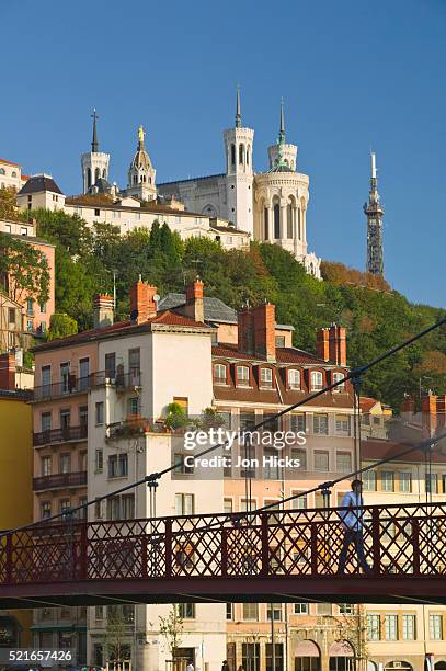 footbridge over saone river in lyon - lyon stock pictures, royalty-free photos & images