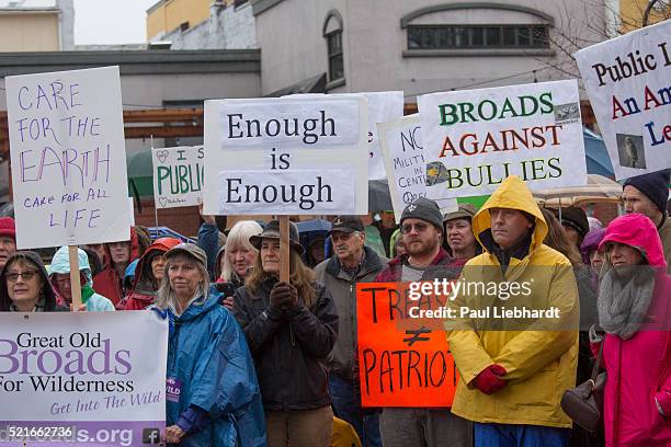 protest against federal lands takeover - reserva natural nacional de malheur fotografías e imágenes de stock