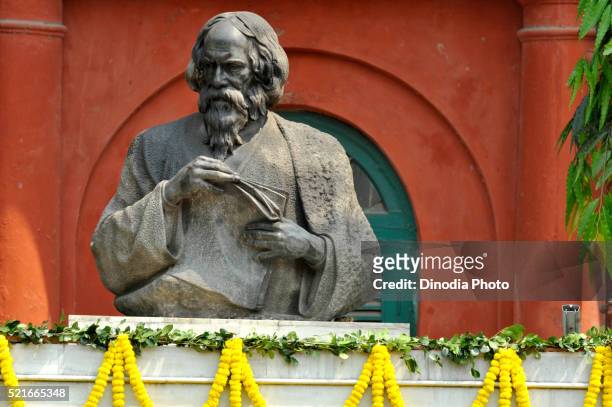 statue of poet rabindranath tagore at jorasanko, kolkata, calcutta, india - freedom fighter stock pictures, royalty-free photos & images