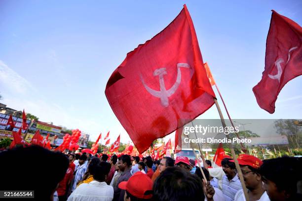 cpm electioneering arrangement with party flags and workers assembled at a place in kolkata, india - political party stock pictures, royalty-free photos & images