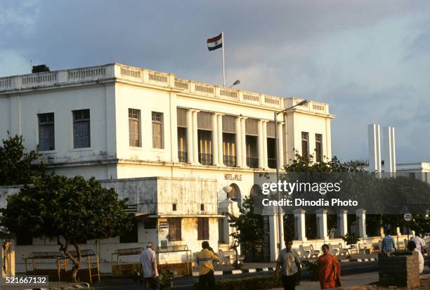 mairie town hall known hotel de ville in beach road, goubert avenue, pondicherry, tamil nadu, india - pondicherry stock pictures, royalty-free photos & images