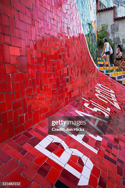 escadaria selaron in santa teresa, rio de janeiro. - escadaria 個照片及圖片檔