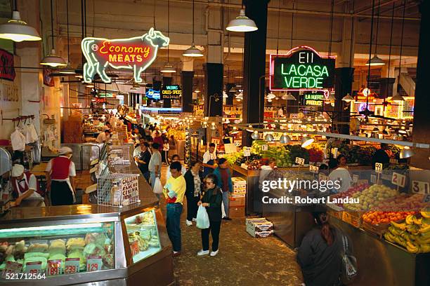 inside grand central market - grand central market los angeles foto e immagini stock