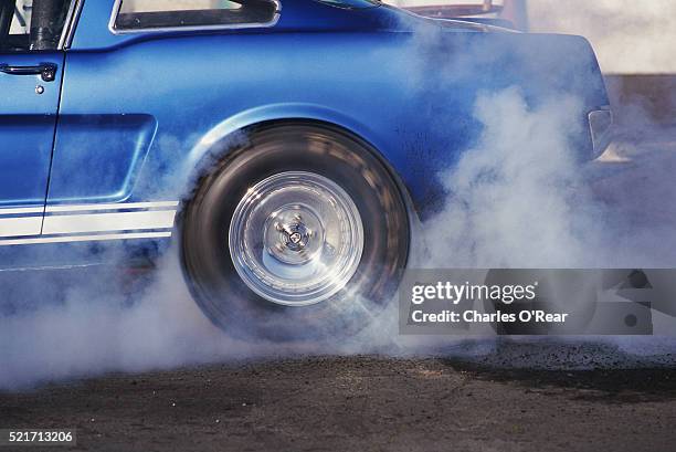 car drag racing - spinning stock pictures, royalty-free photos & images