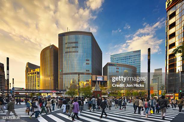 sukiyabashi crossing in ginza - chuo ward tokyo stock-fotos und bilder