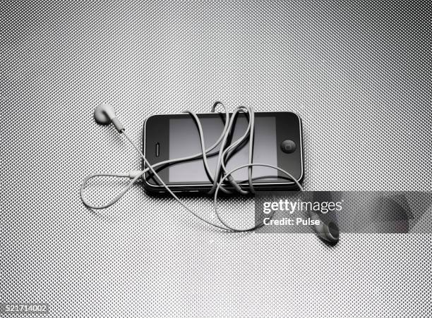 ipod and earbuds. - mp3 player stock pictures, royalty-free photos & images