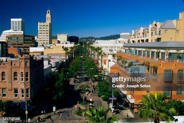 third street promenade at the santa monica mall - 3rd street stock-fotos und bilder