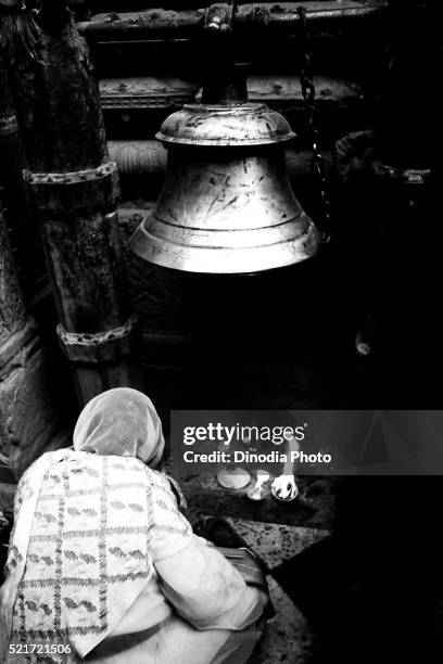 woman lighting lamp at vishwanath temple, varanasi, uttar pradesh, india, asia, 1982 - 1982 stock pictures, royalty-free photos & images