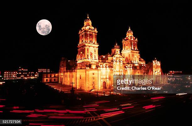 mexico city cathedral at night - mexico city at night stock pictures, royalty-free photos & images