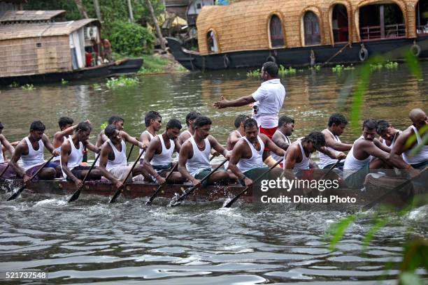 snake boats racing in punnamada lake at alleppey, kerala, india - kerala snake boat stock pictures, royalty-free photos & images