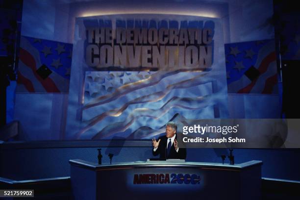 bill clinton at democratic convention - president podium stock pictures, royalty-free photos & images
