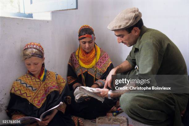 Anish Spring Valley 74 Kalash School Stock Photos, High-Res Pictures, and Images - Getty Images