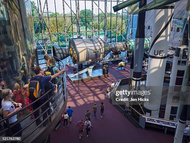 the national air and space museum, washington, dc. - smithsonian institution stockfoto's en -beelden